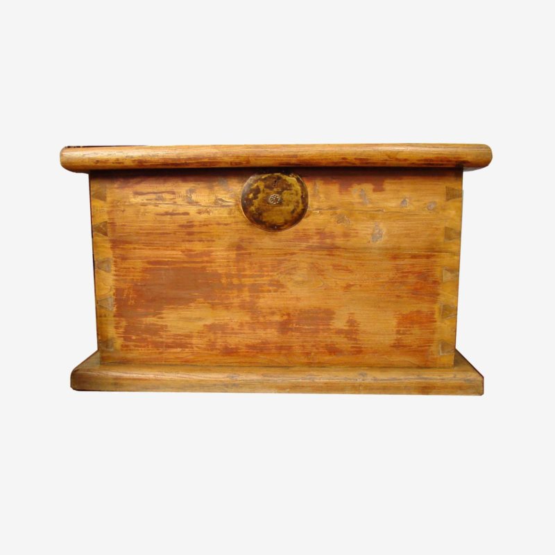 Solid Oriental Chinese Woodentrunk/Chest